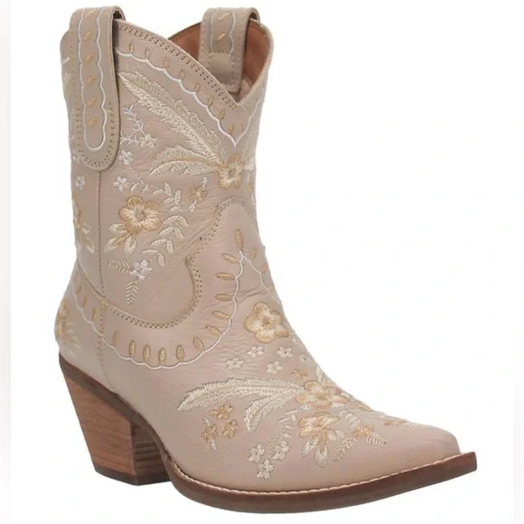 Dingo Floral Embroidered Cream Heeled Boots Sand AS IS size 7.5 - Picture 16 of 16